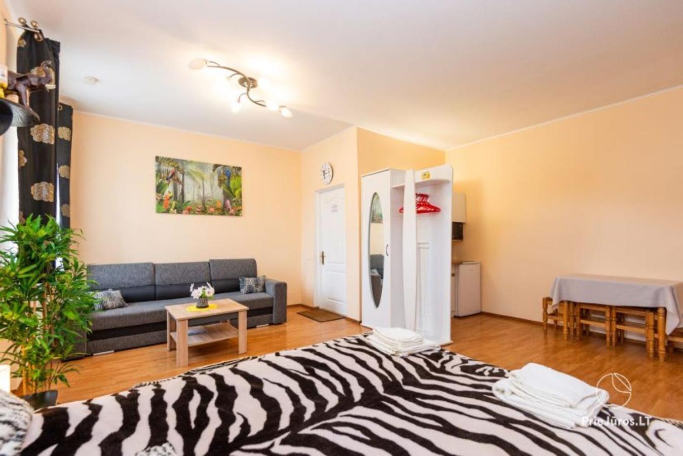 Apartamentai Pas Regina Palanga Ngoại thất bức ảnh