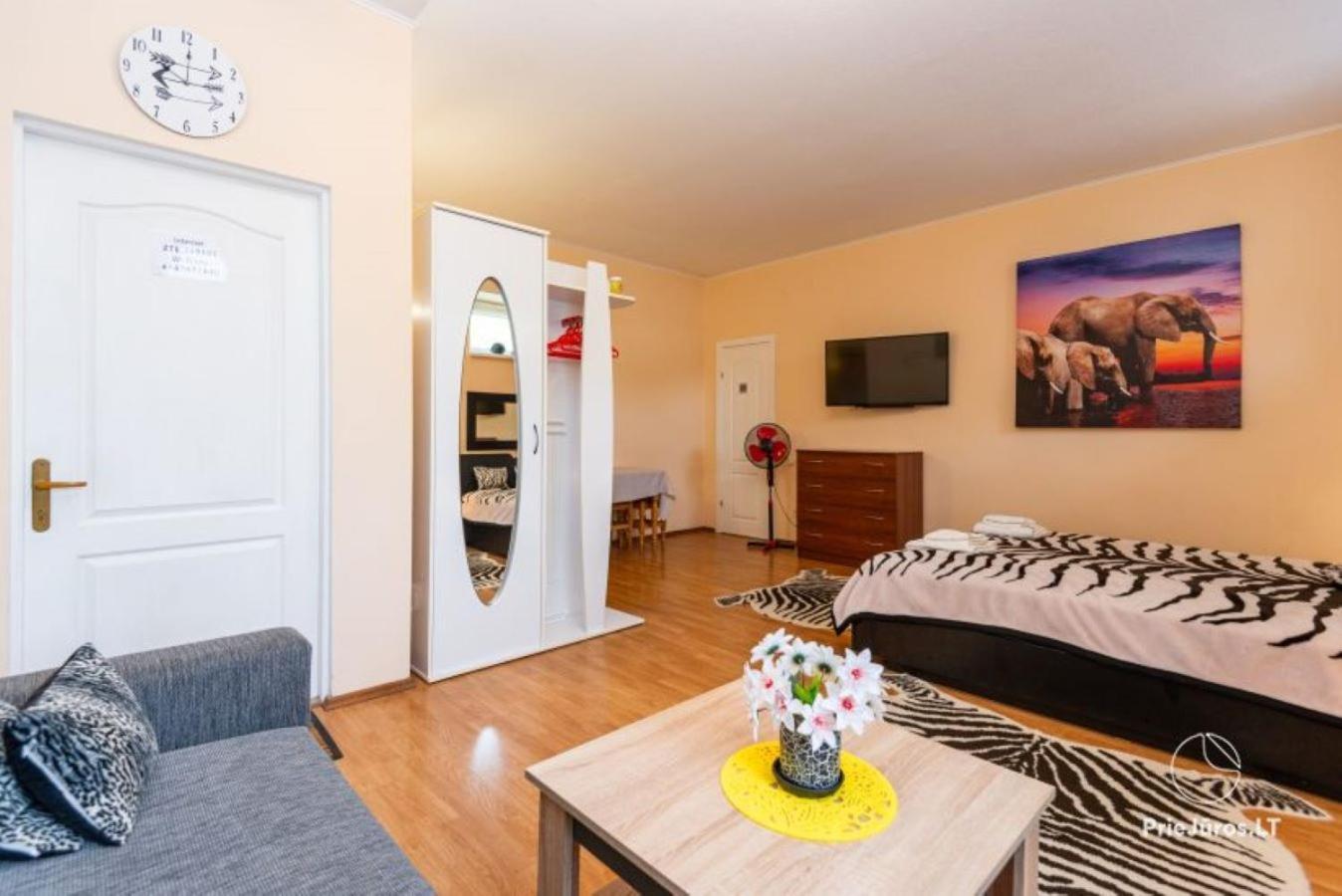 Apartamentai Pas Regina Palanga Ngoại thất bức ảnh