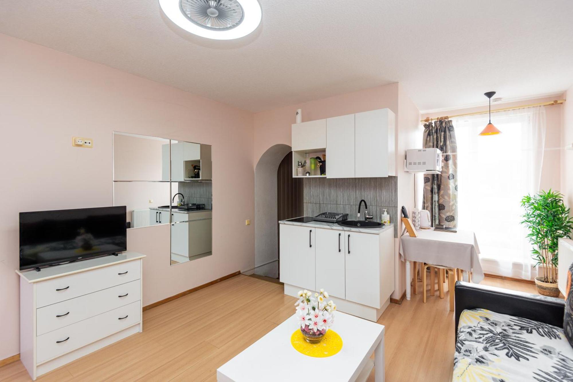 Apartamentai Pas Regina Palanga Ngoại thất bức ảnh